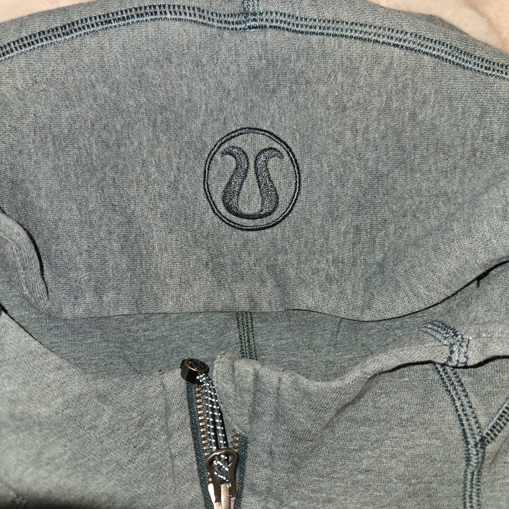 Lululemon Scuba Full Zip Hoodie Womens Greensize 6 Thumbholes Jacket - Picture 3 of 6